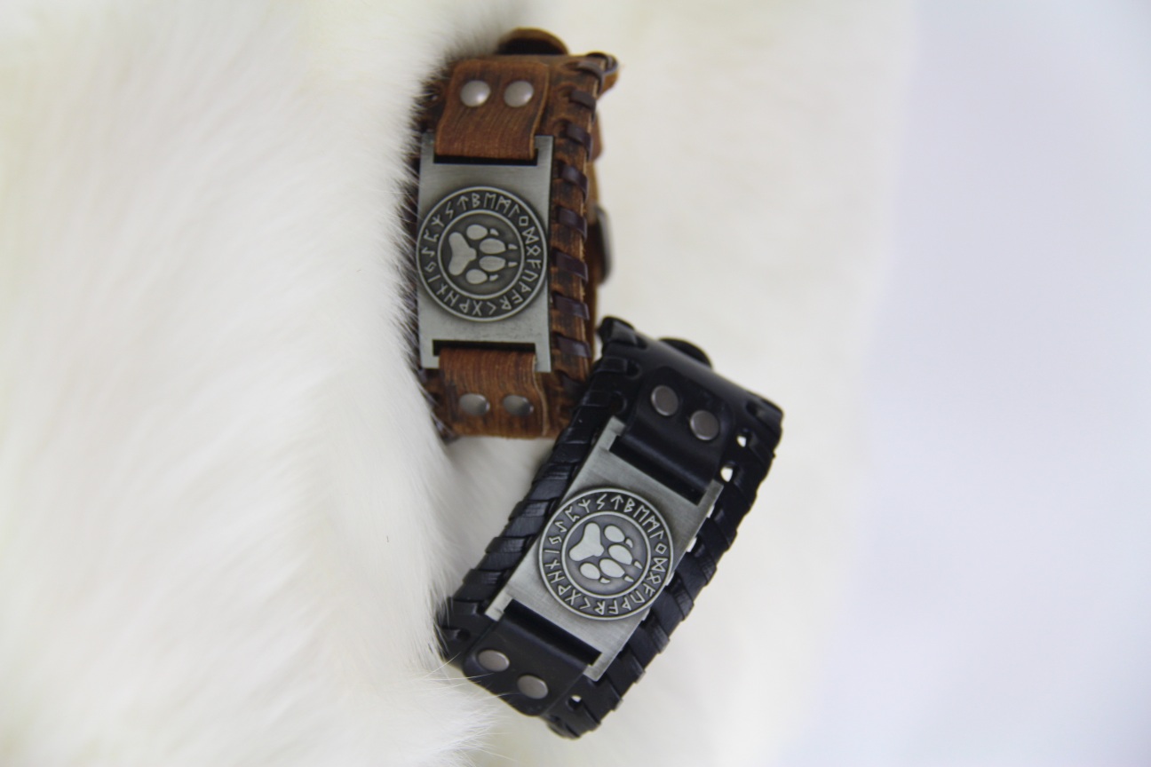 Bear Paw Runes Bracelet