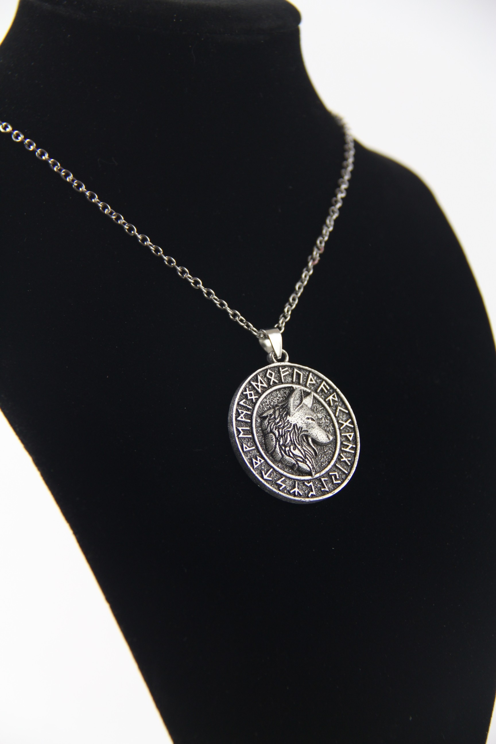 I am Wolf Necklace - Detail View