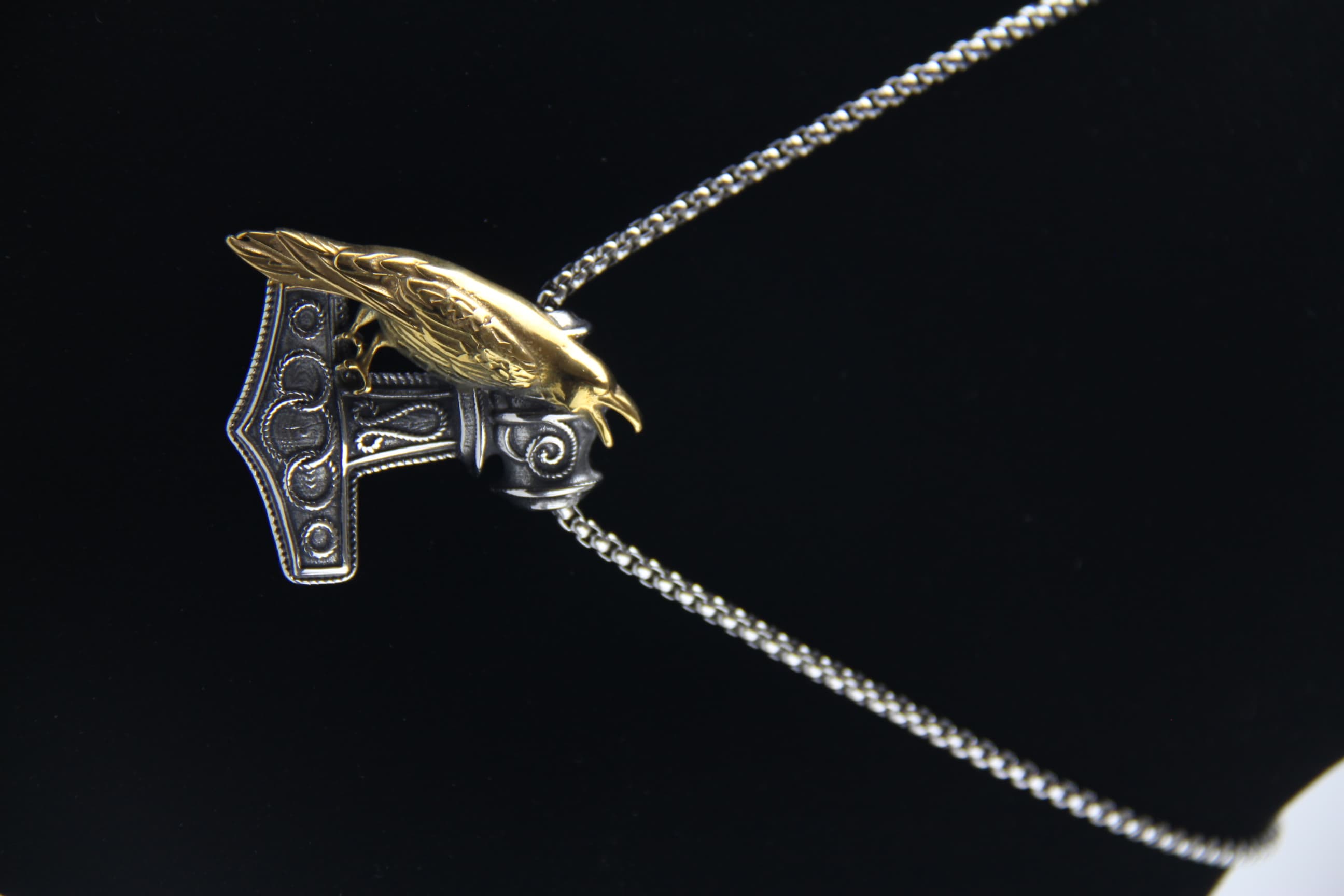 Mjolnir and Raven Necklace - Side View